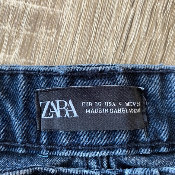 Zara Classic Mom Fit Dark Indigo High Rise Jeans Size 4 - Picture 4 of 9